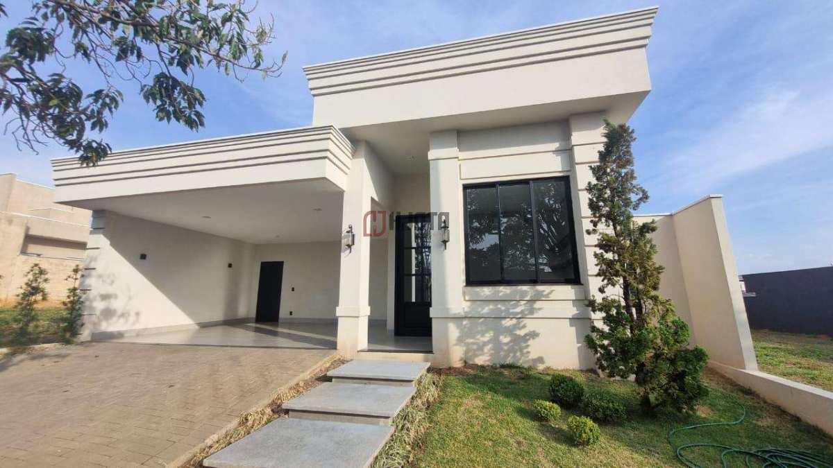 Casa 220m2 com 3 Suítes no Cond Jardim Botânico - Bady Bassit SP