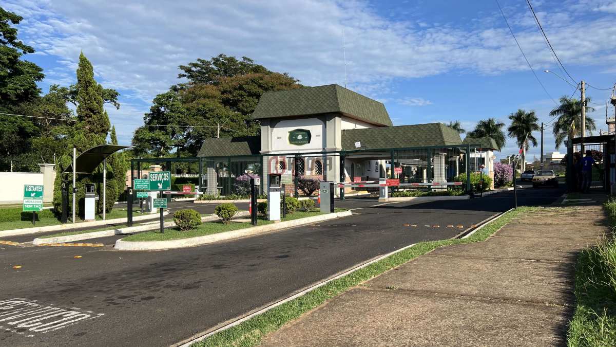 Terreno Cond Jardim Botânico 493m2 Próx a Portaria - Bady Bassit SP - HJota Imóveis