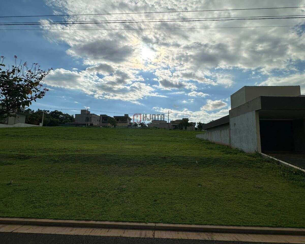 Terreno Cond Terras de Alphaville 306m2 Próximo da Portaria - Mirassol - HJota Imóveis