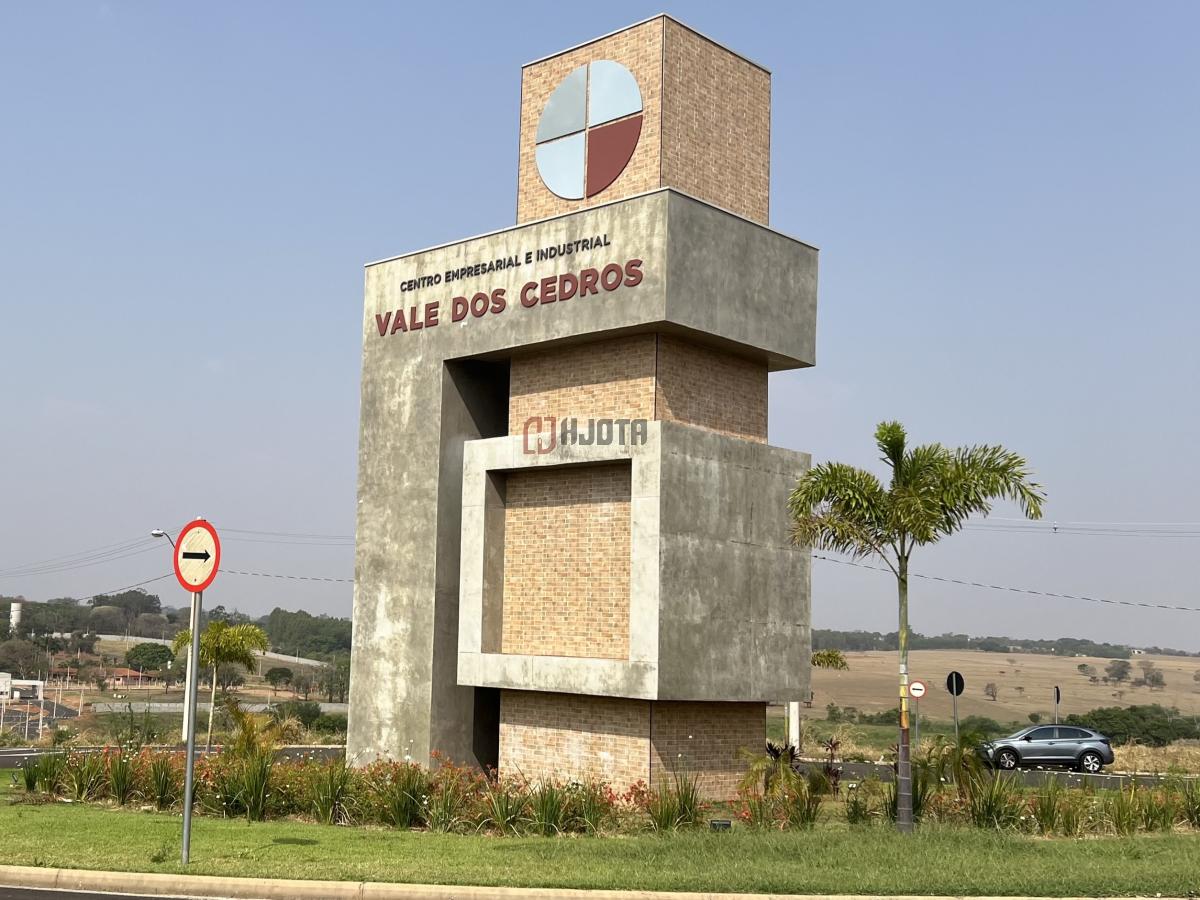 Terreno 1.200m2 a 23.000m2 Centro Empr e Industrial Vale dos Cedros